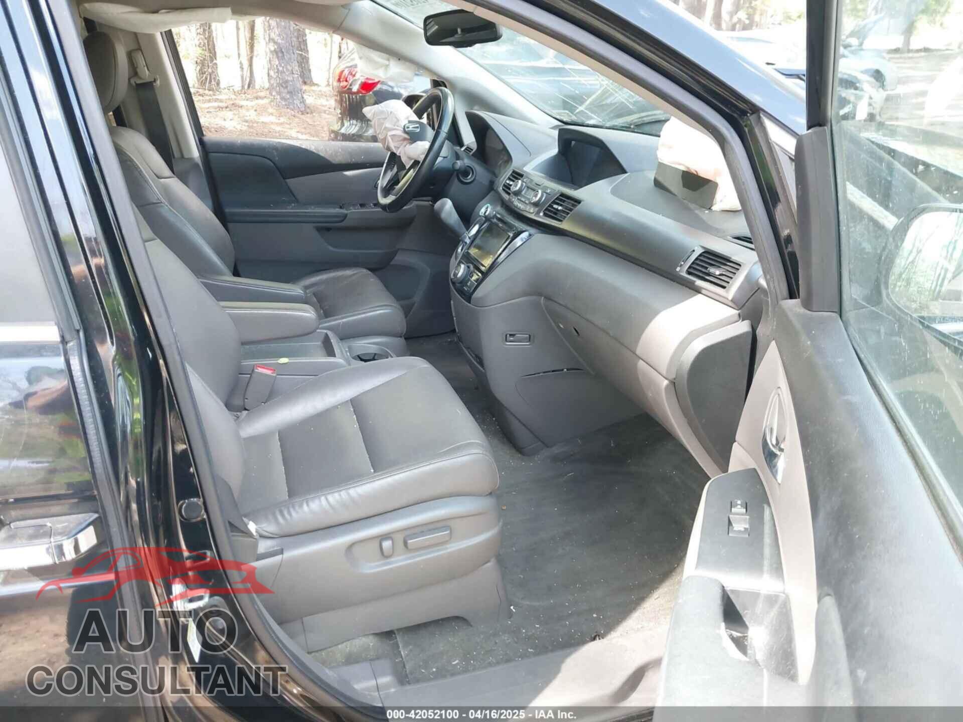 HONDA ODYSSEY 2015 - 5FNRL5H60FB069785