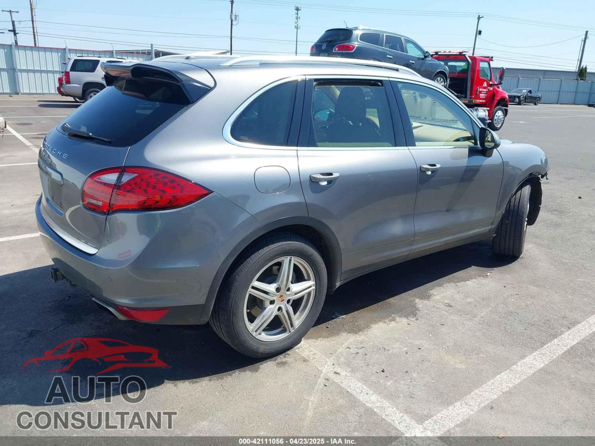 PORSCHE CAYENNE 2013 - WP1AA2A24DLA19117