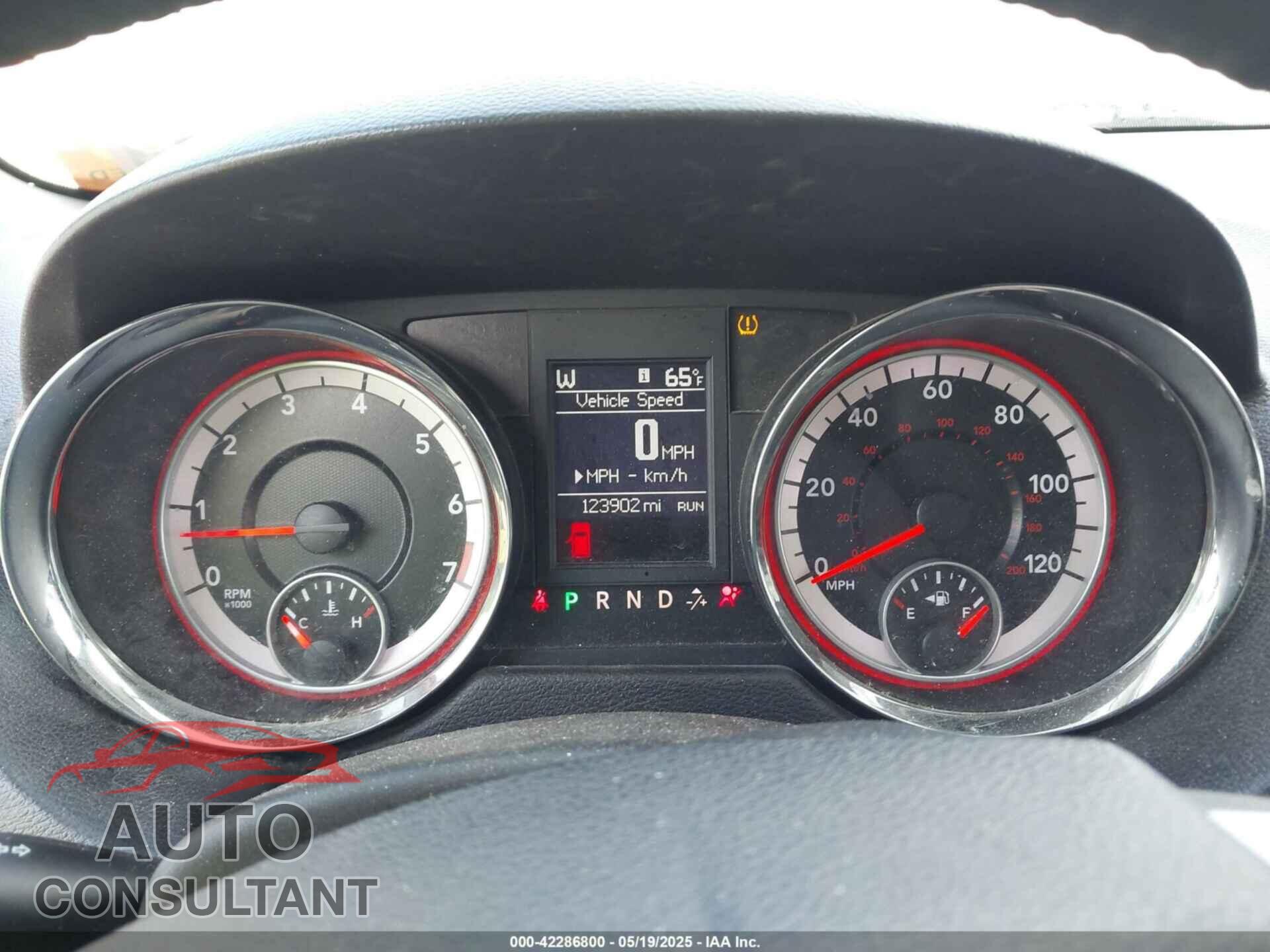 DODGE GRAND CARAVAN 2012 - 2C4RDGDG2CR151637