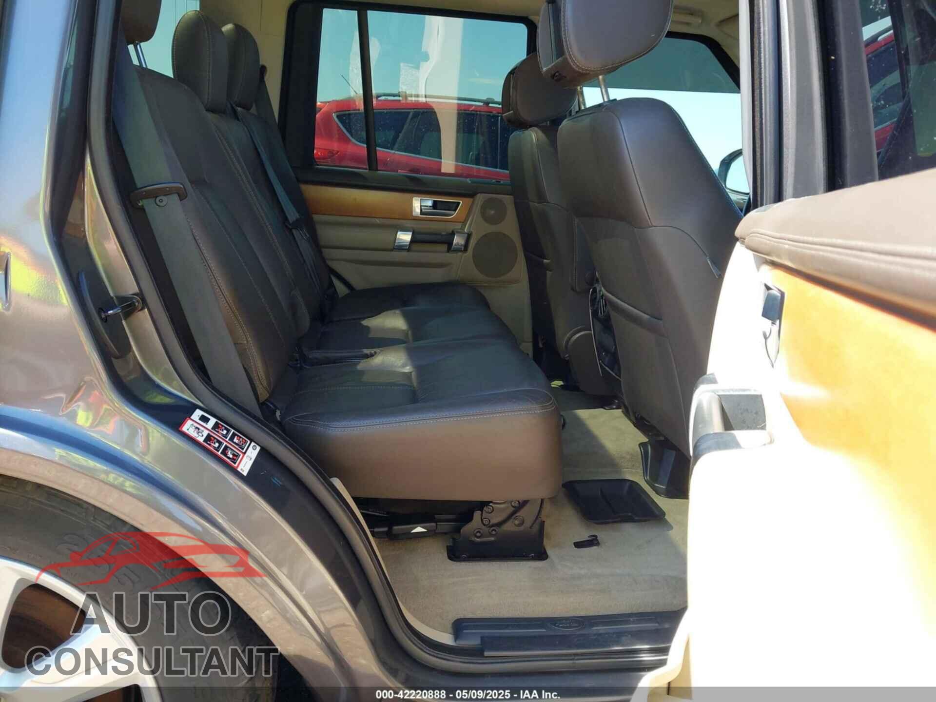 LAND ROVER LR4 2015 - SALAK2V68FA748157