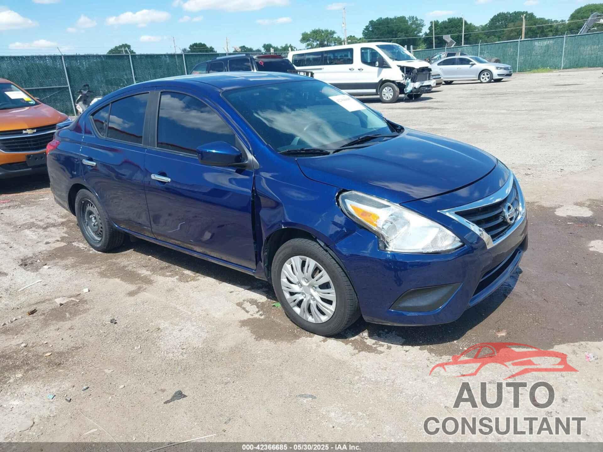NISSAN VERSA 2019 - 3N1CN7AP5KL807464