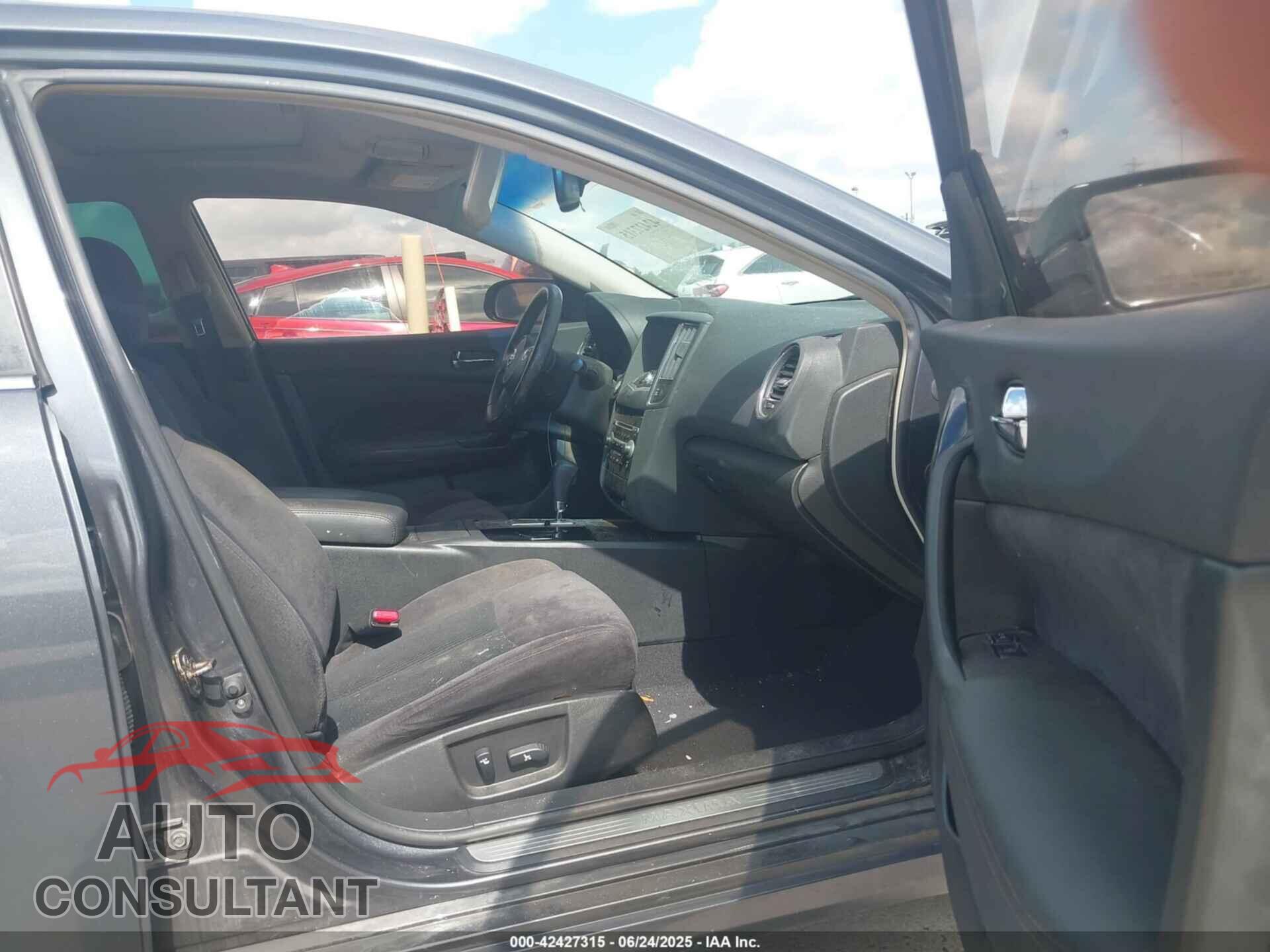 NISSAN MAXIMA 2010 - 1N4AA5AP5AC820574