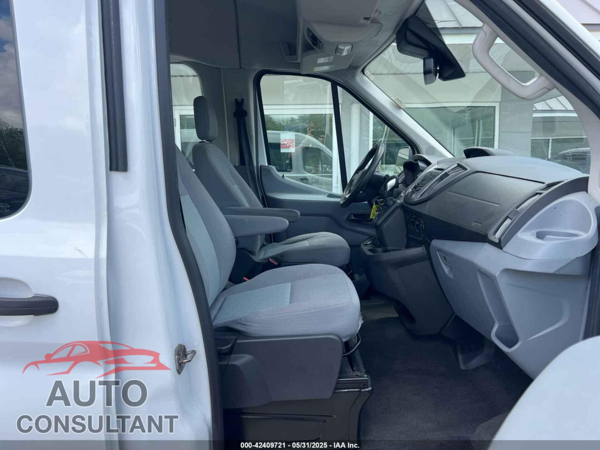 FORD TRANSIT 2018 - 1FBZX2CG8JKA08901