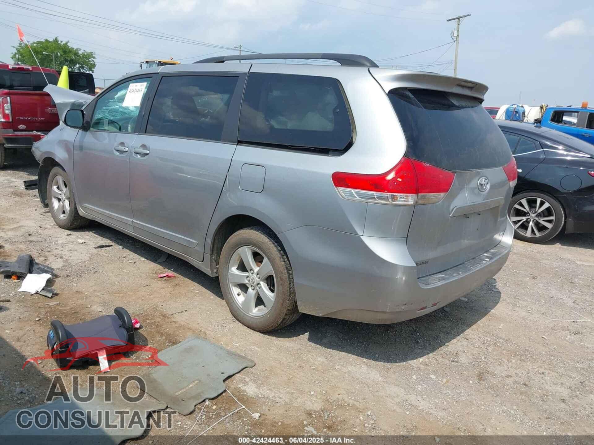 TOYOTA SIENNA 2012 - 5TDKK3DC8CS245266