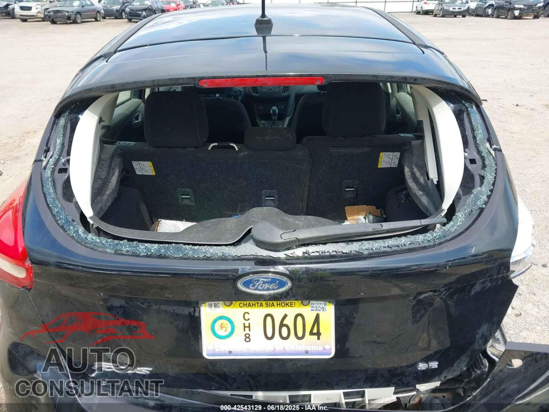 FORD FOCUS 2017 - 1FADP3K2XHL234899
