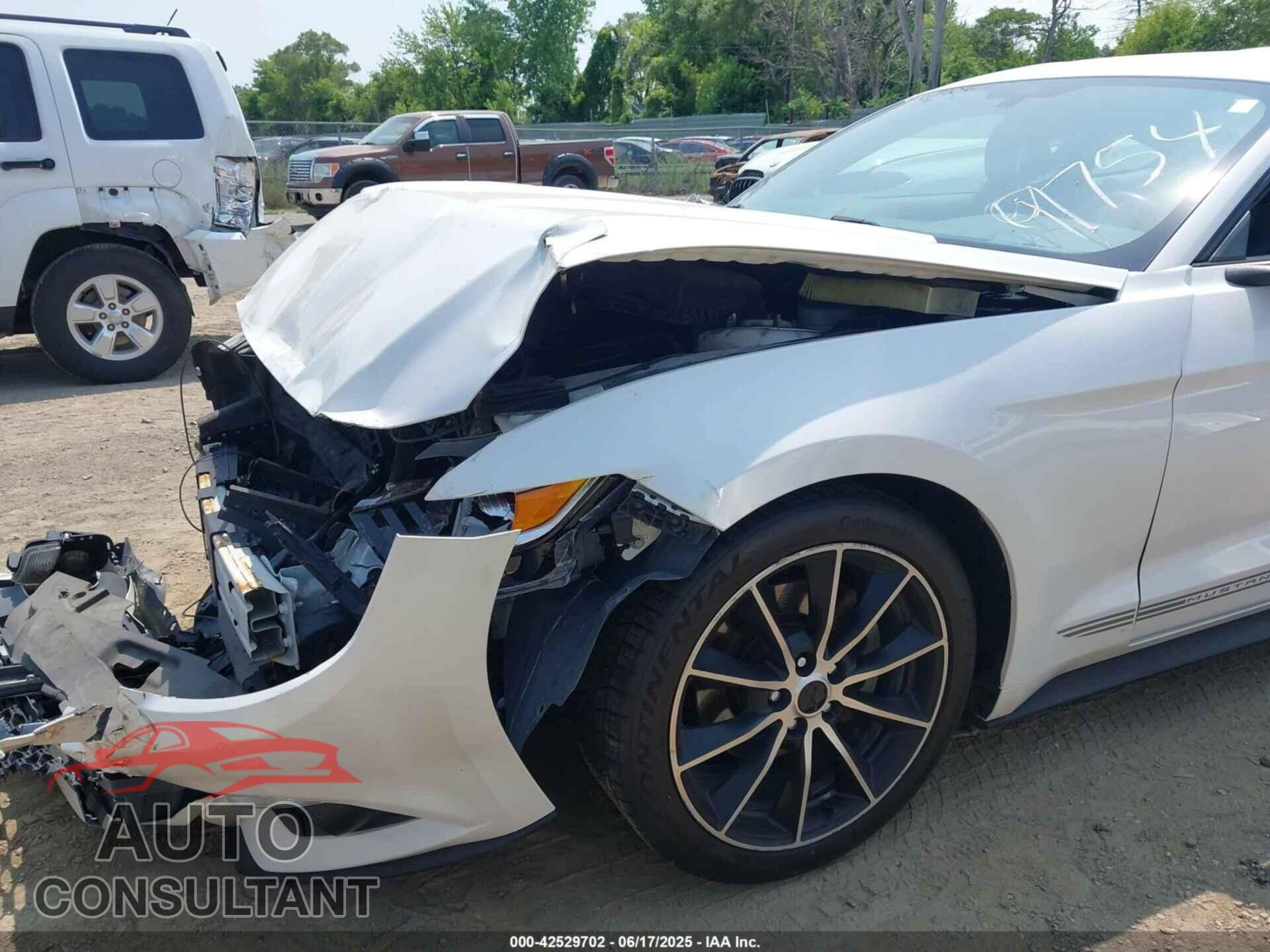 FORD MUSTANG 2017 - 1FA6P8TH8H5249754