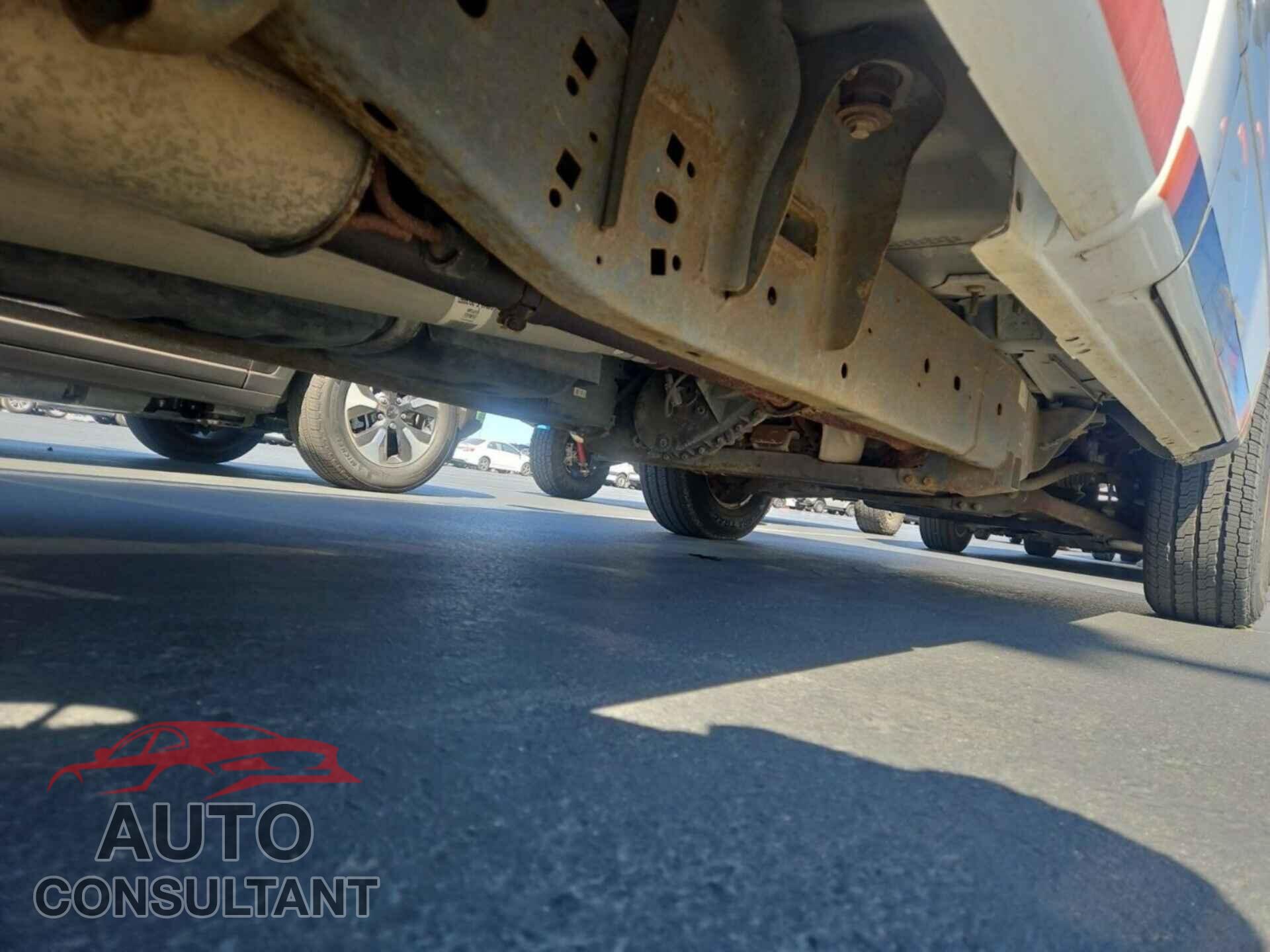 FORD F150 2010 - 1FTMF1EW7AKE29919