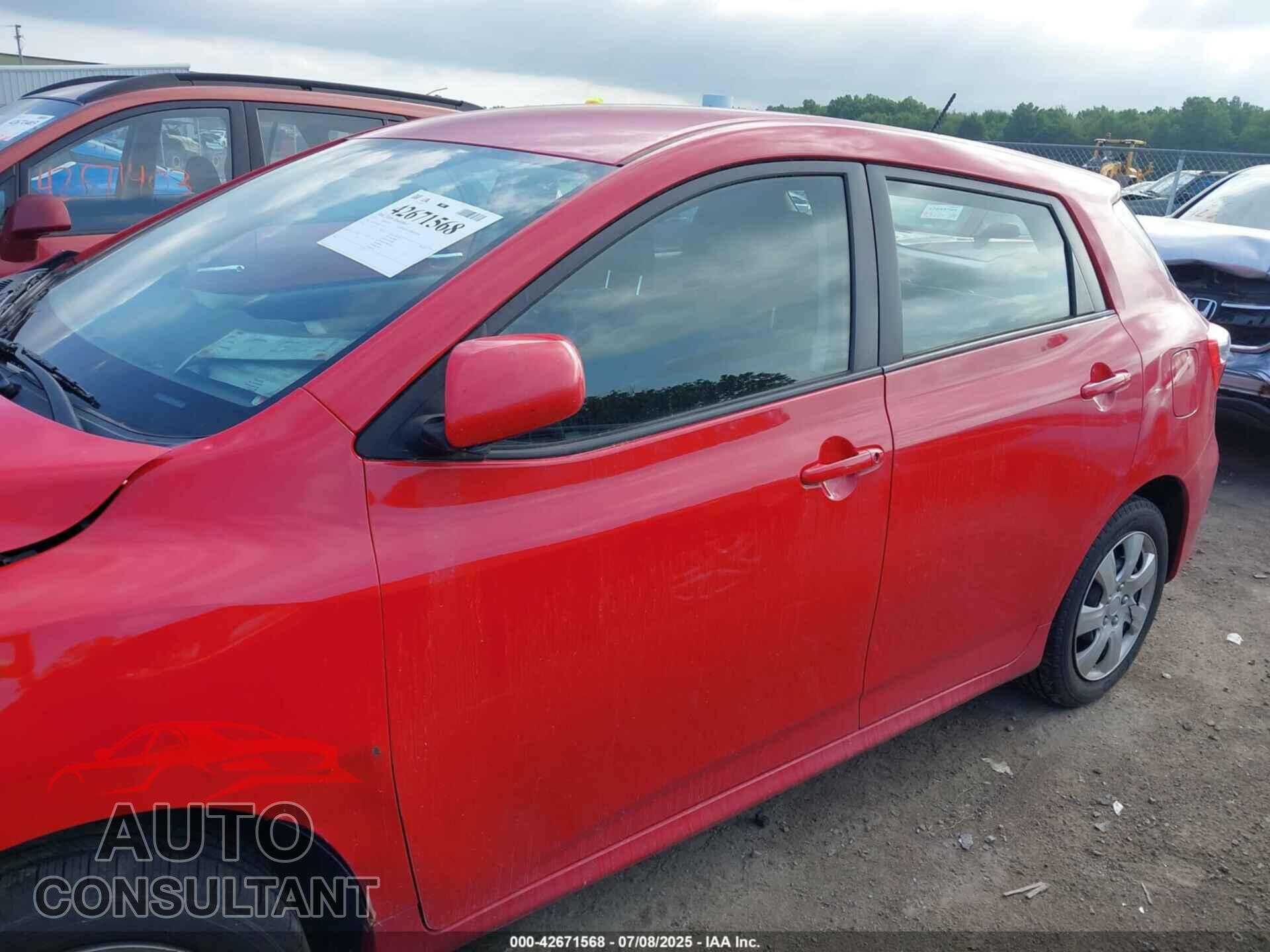TOYOTA MATRIX 2010 - 2T1KU4EE2AC251599