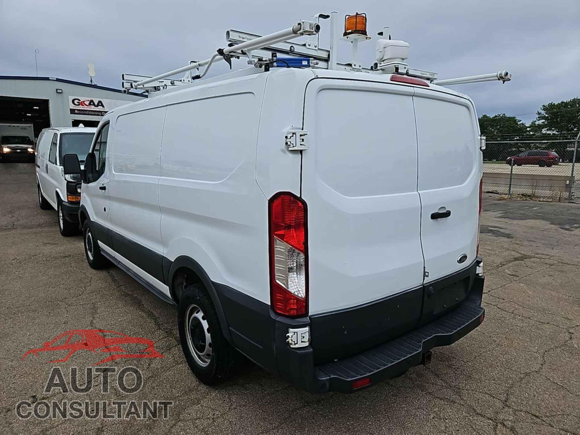 FORD TRANSIT 2017 - 1FTYR1YM0HKB05563
