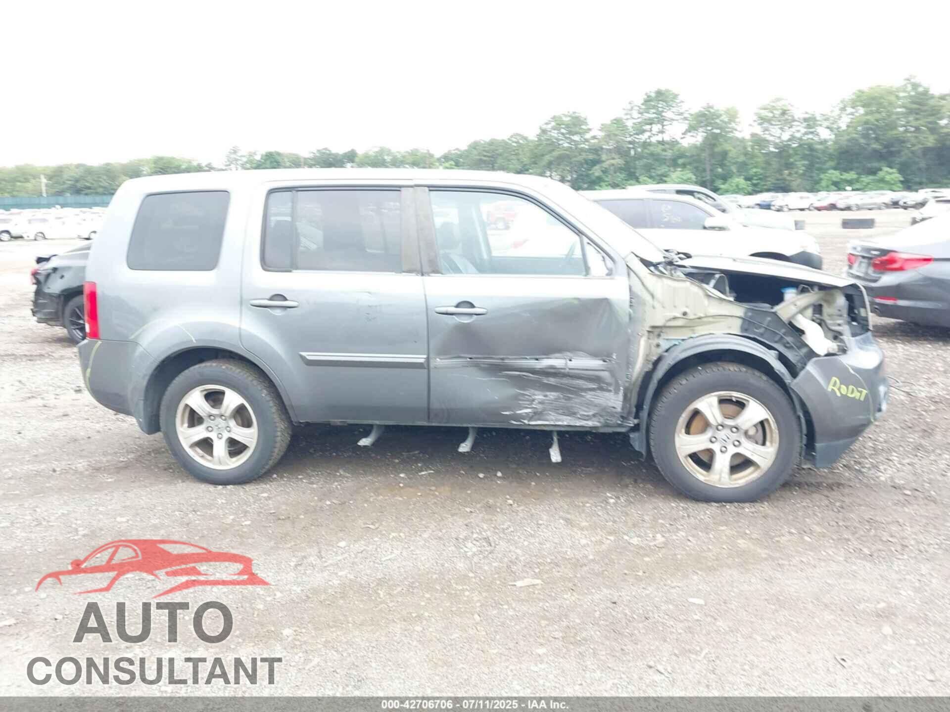 HONDA PILOT 2013 - 5FNYF4H78DB026590