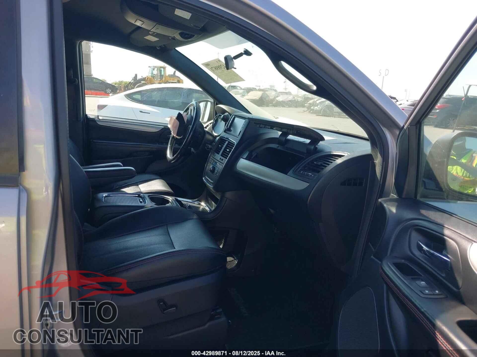 DODGE GRAND CARAVAN 2016 - 2C4RDGEG8GR375452