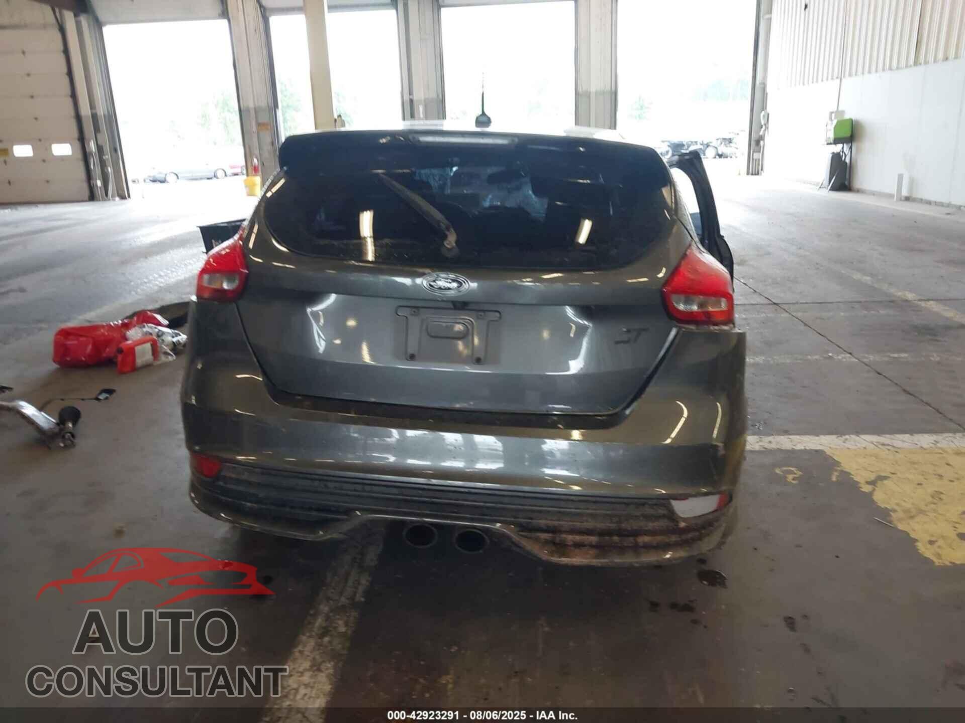 FORD FOCUS ST 2016 - 1FADP3L95GL344575