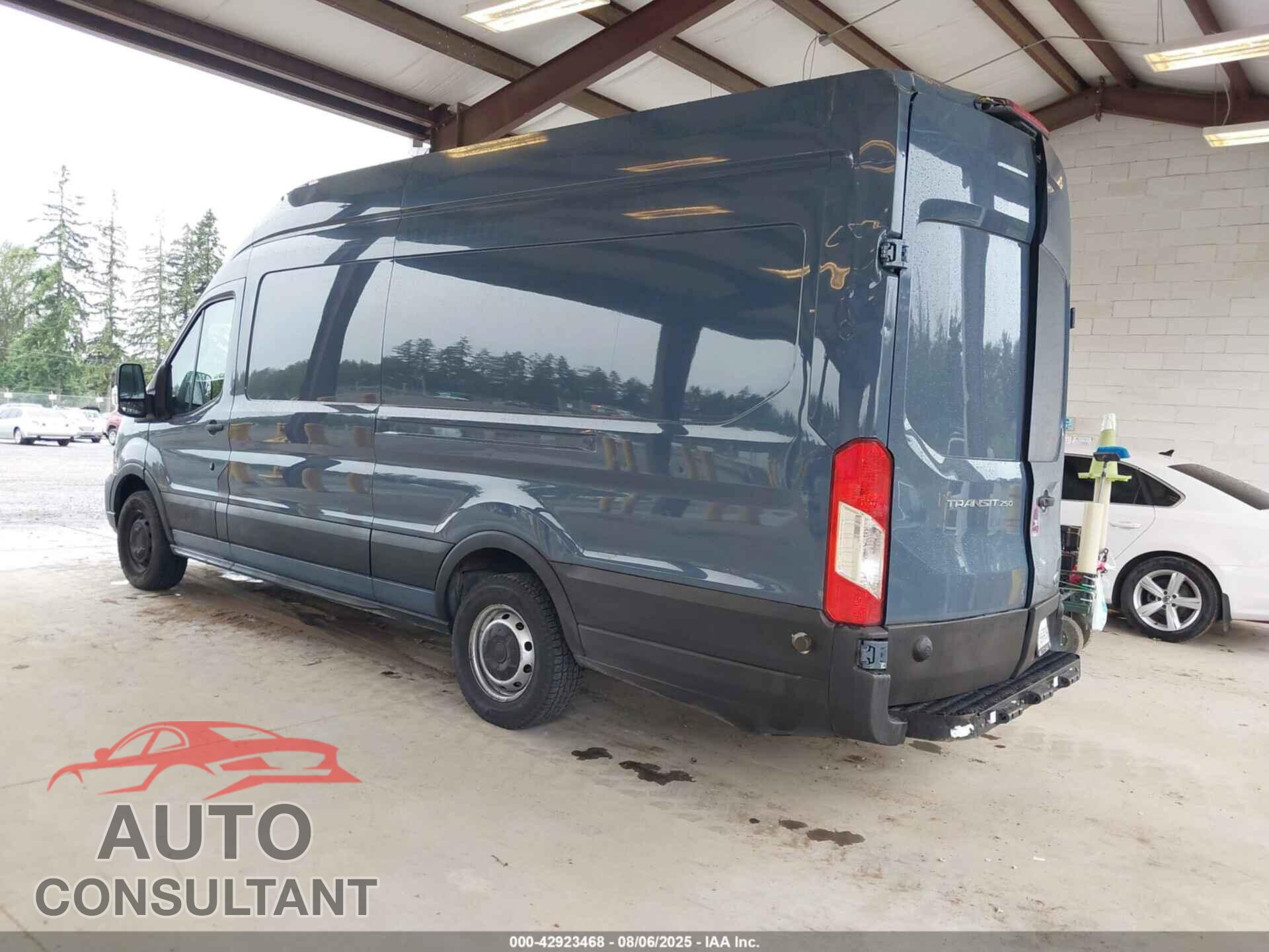 FORD TRANSIT-250 CARGO VAN 2020 - 1FTBR3X89LKA28450