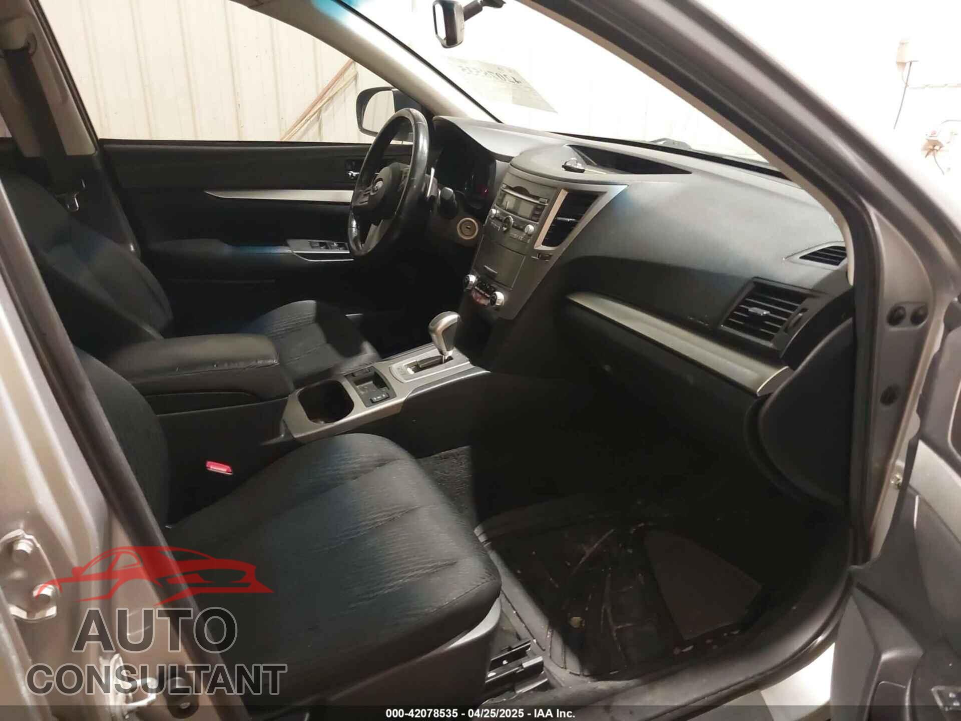 SUBARU LEGACY 2011 - 4S3BMBC66B3235142