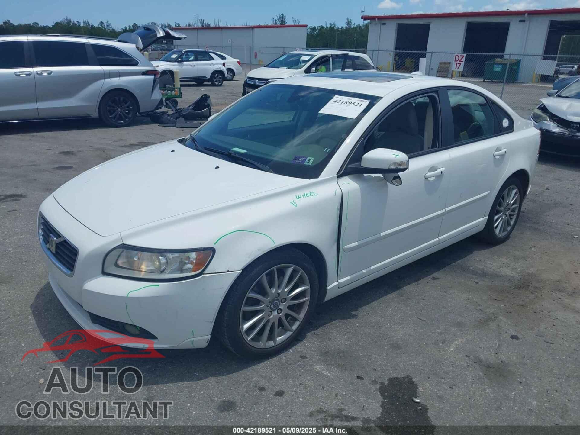 VOLVO S40 2010 - YV1382MS1A2502044