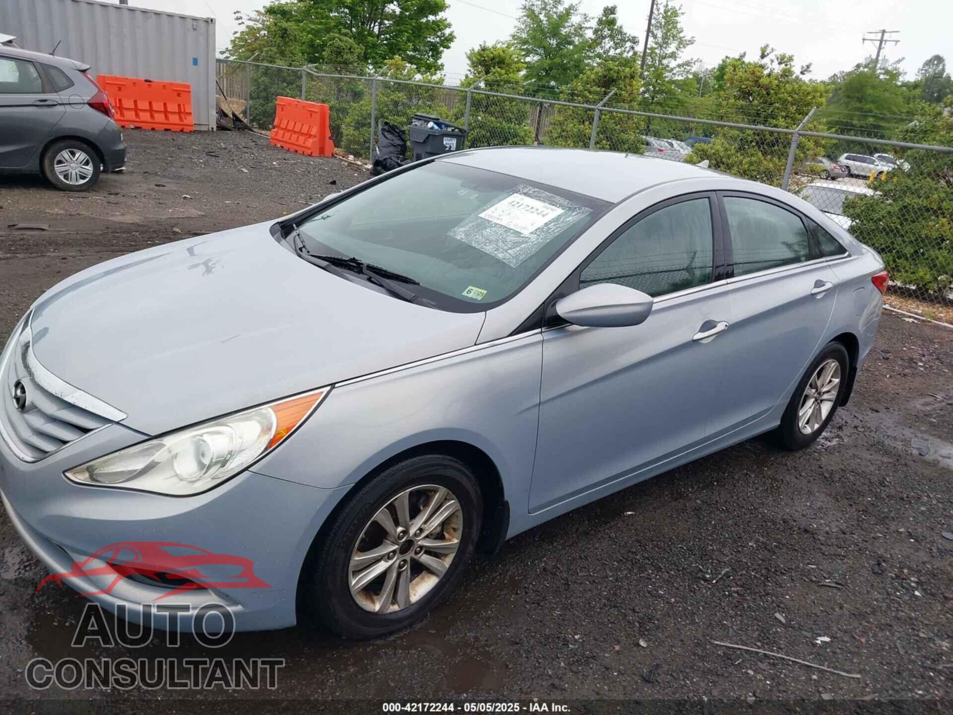 HYUNDAI SONATA 2011 - 5NPEB4AC0BH117230