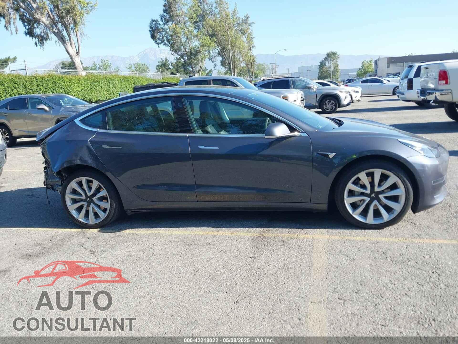 TESLA MODEL 3 2020 - 5YJ3E1EB8LF646455