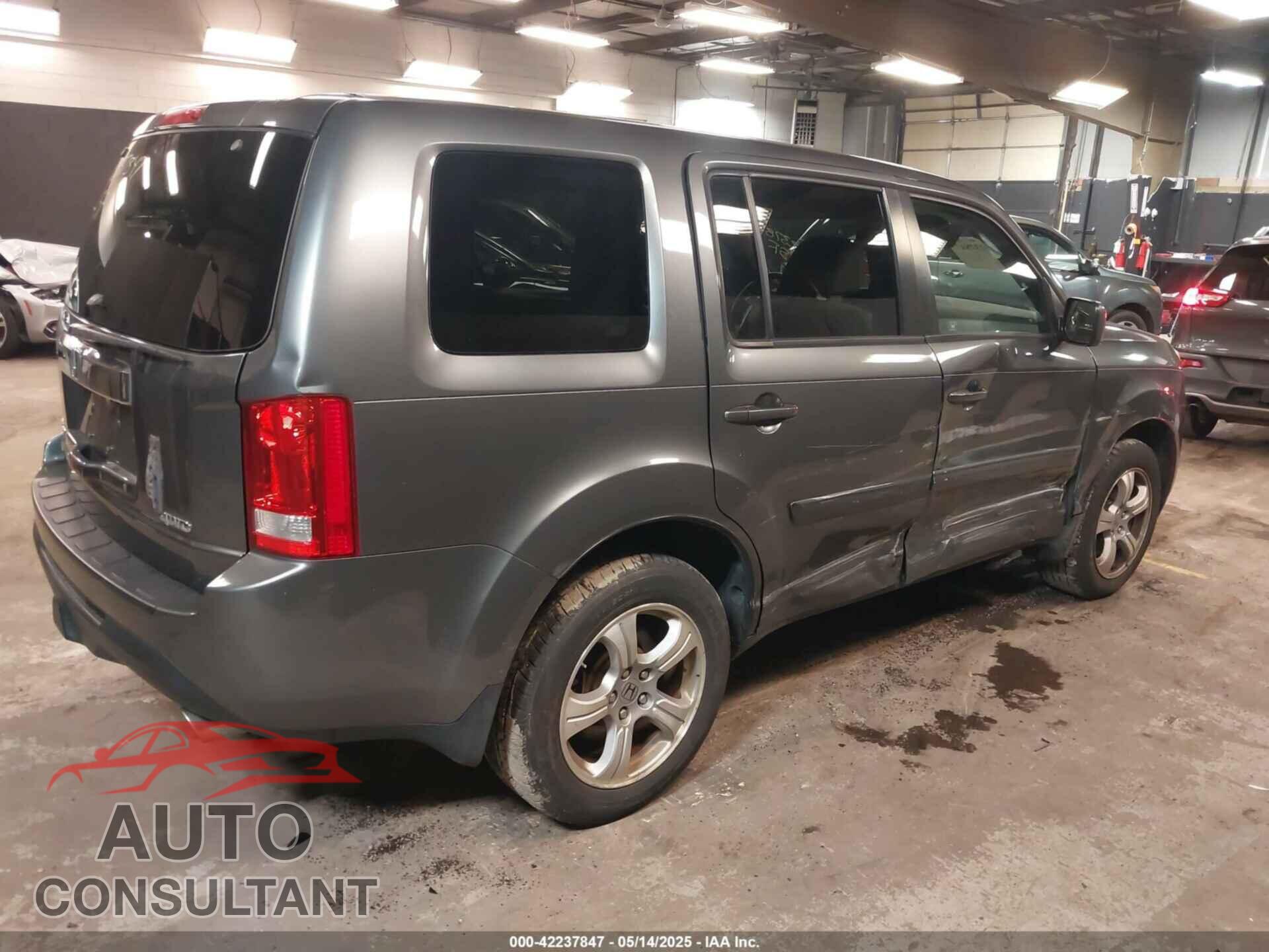 HONDA PILOT 2012 - 5FNYF4H47CB023555