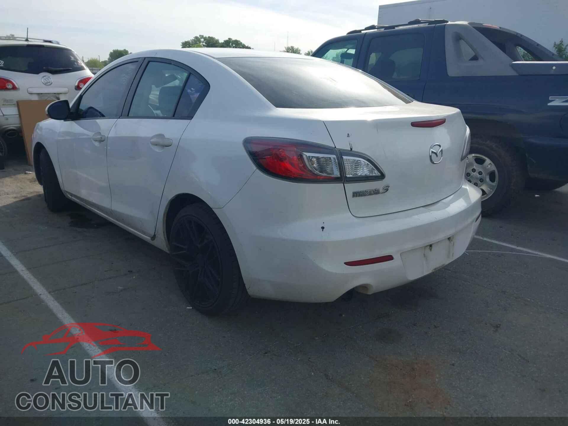 MAZDA MAZDA3 2013 - JM1BL1U77D1789745