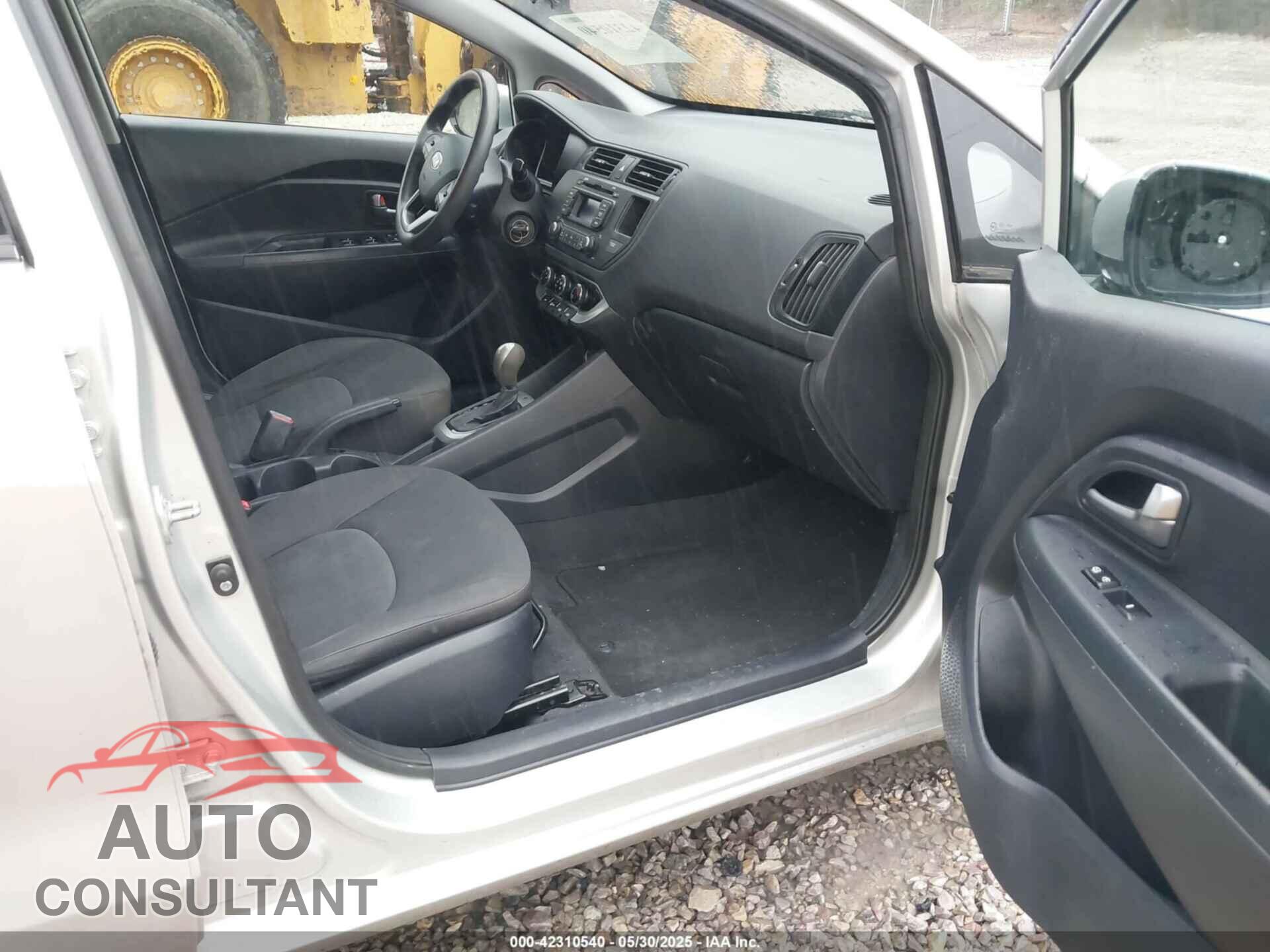 KIA RIO 2013 - KNADM4A31D6272465