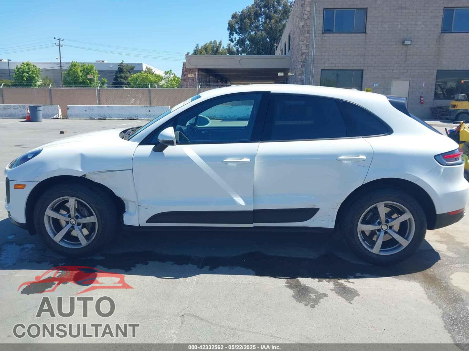 PORSCHE MACAN 2021 - WP1AA2A51MLB00523
