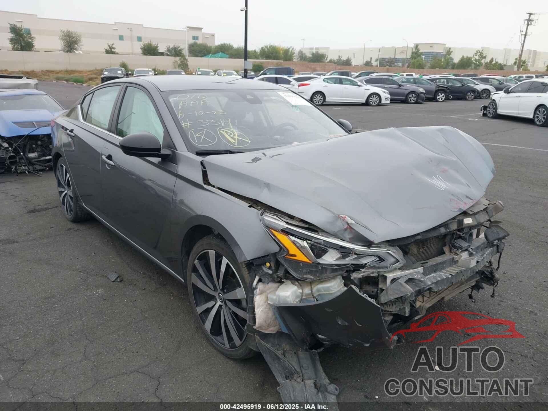 NISSAN ALTIMA 2021 - 1N4BL4CV4MN374804
