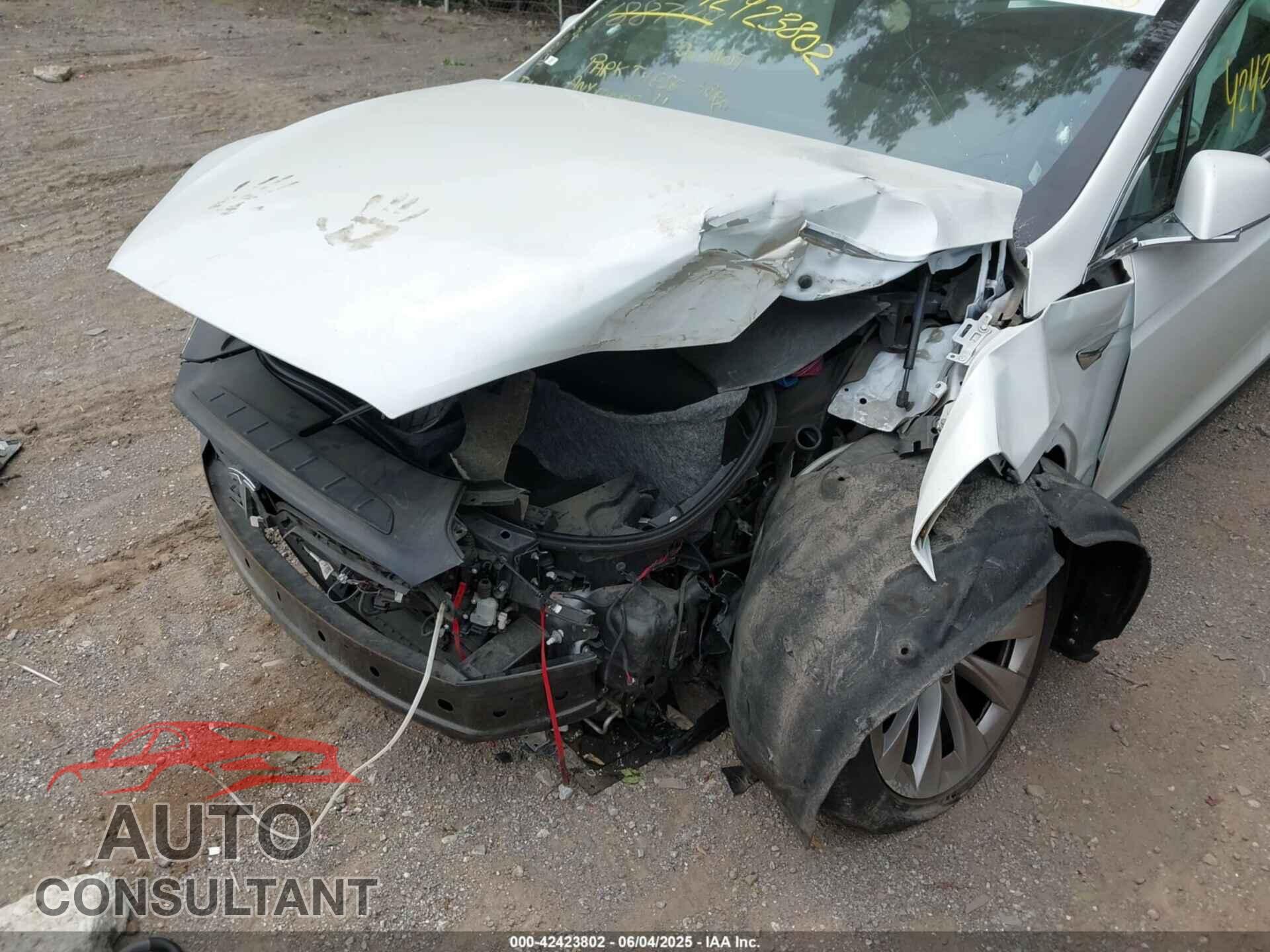 TESLA MODEL X 2019 - 5YJXCAE26KF188744