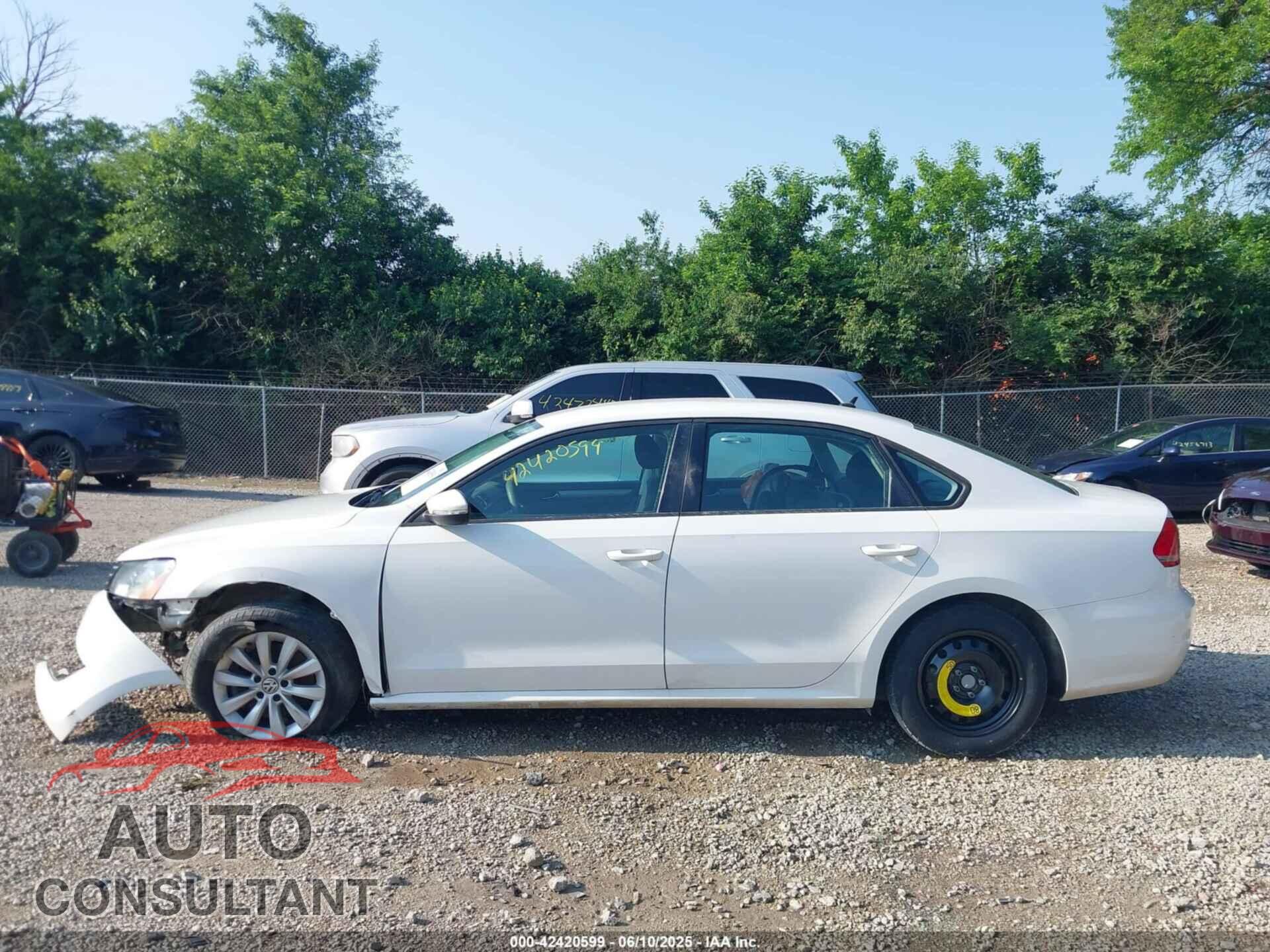 VOLKSWAGEN PASSAT 2012 - 1VWAP7A38CC053708
