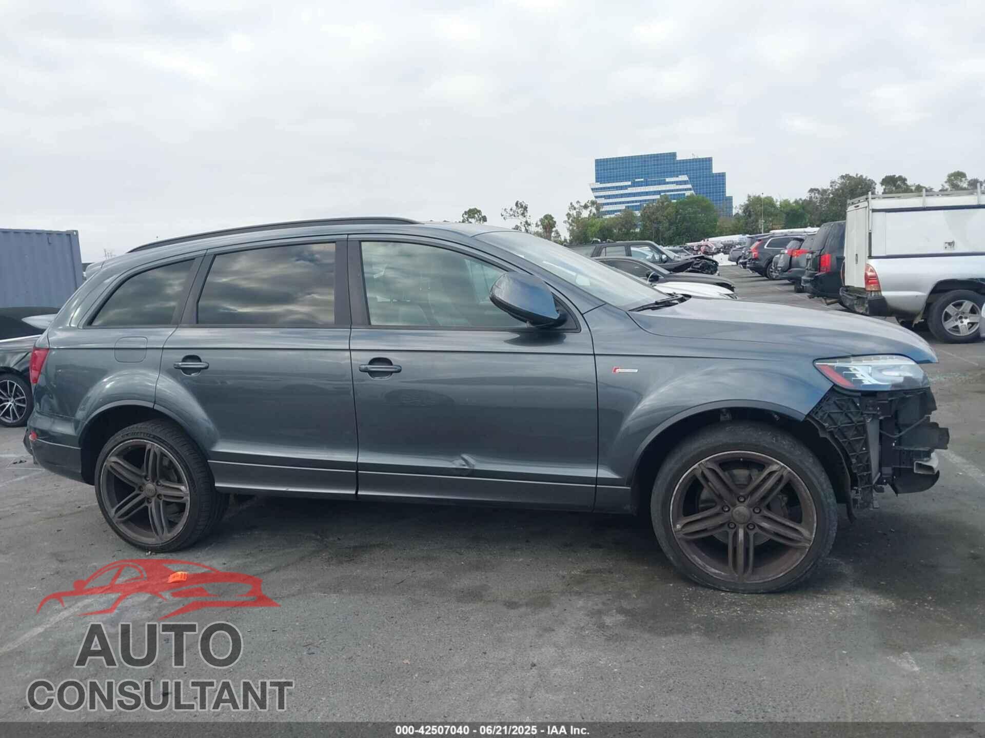 AUDI Q7 2015 - WA1DGAFE4FD010709