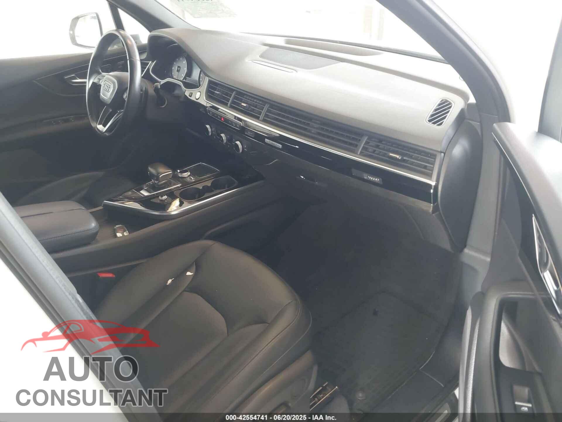 AUDI Q7 2017 - WA1AAAF74HD006104