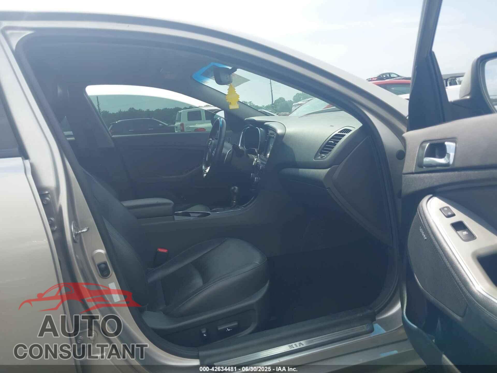 KIA OPTIMA 2014 - 5XXGR4A68EG286085