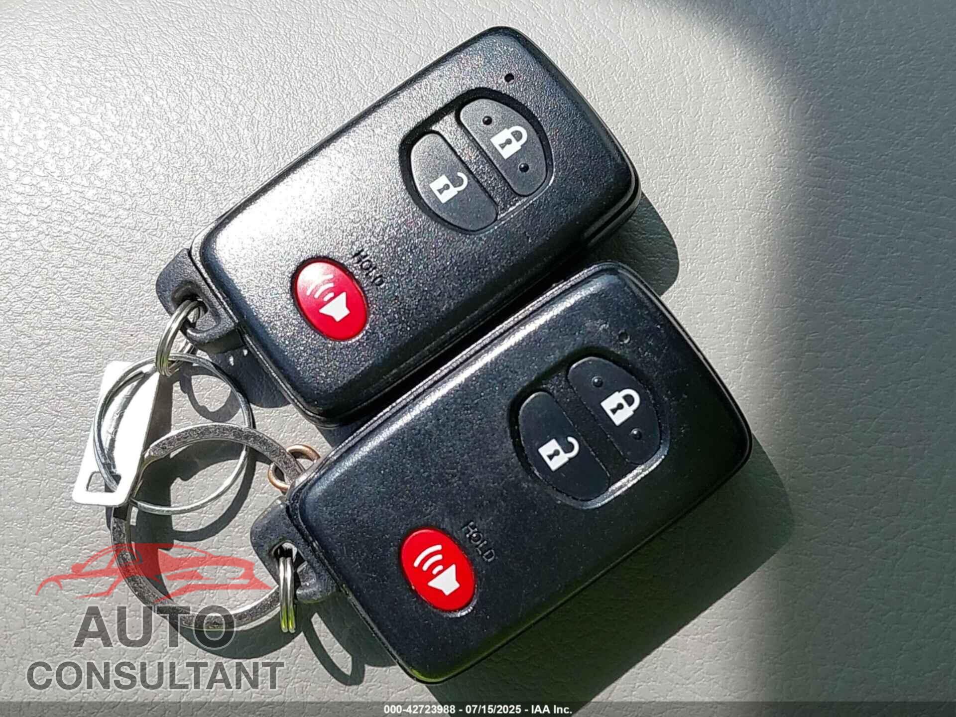 TOYOTA RAV4 2011 - 2T3DF4DV6BW161108