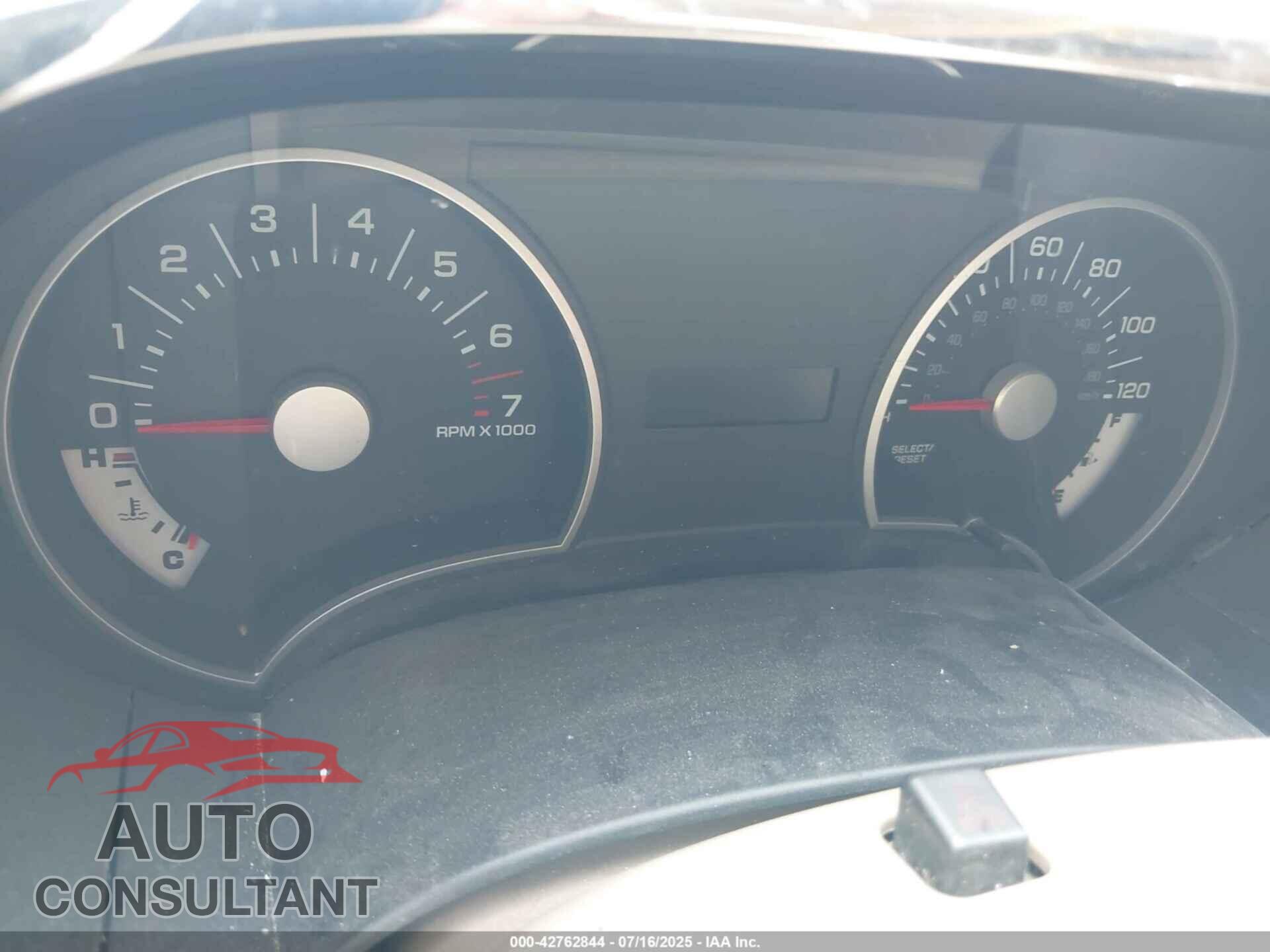FORD EXPLORER 2010 - 1FMEU6DE1AUA13073
