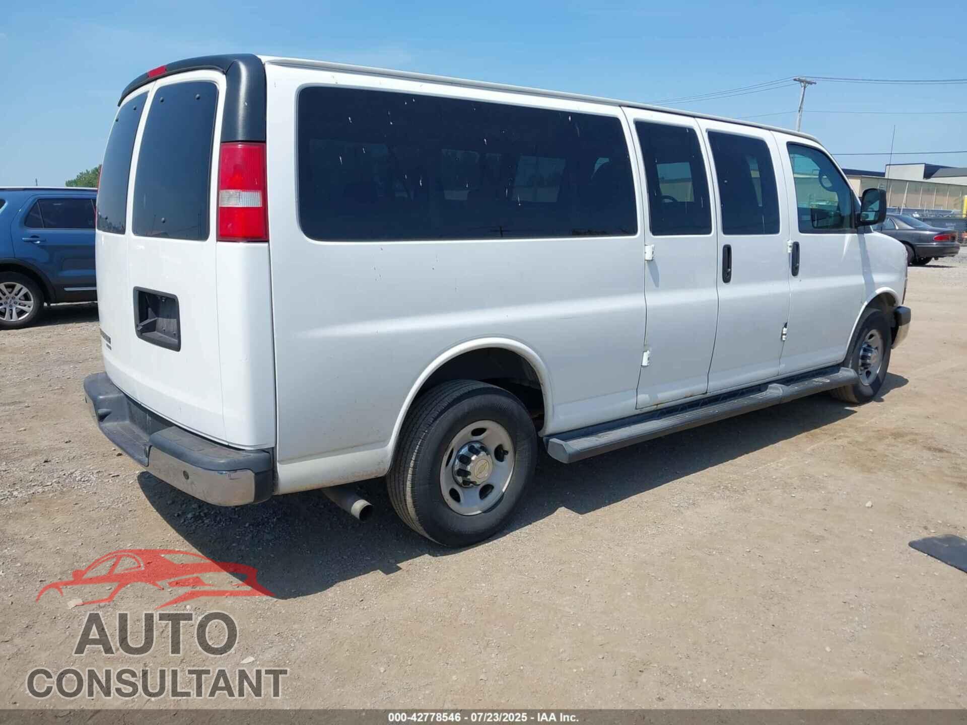 CHEVROLET EXPRESS 3500 2015 - 1GAZG1FF2F1243941