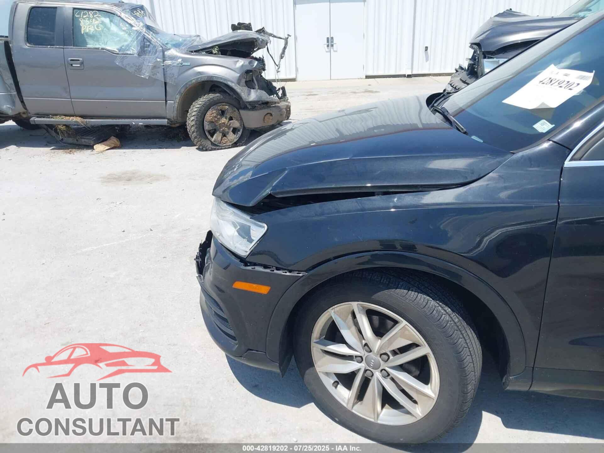 AUDI Q3 2016 - WA1EFCFS7GR009826