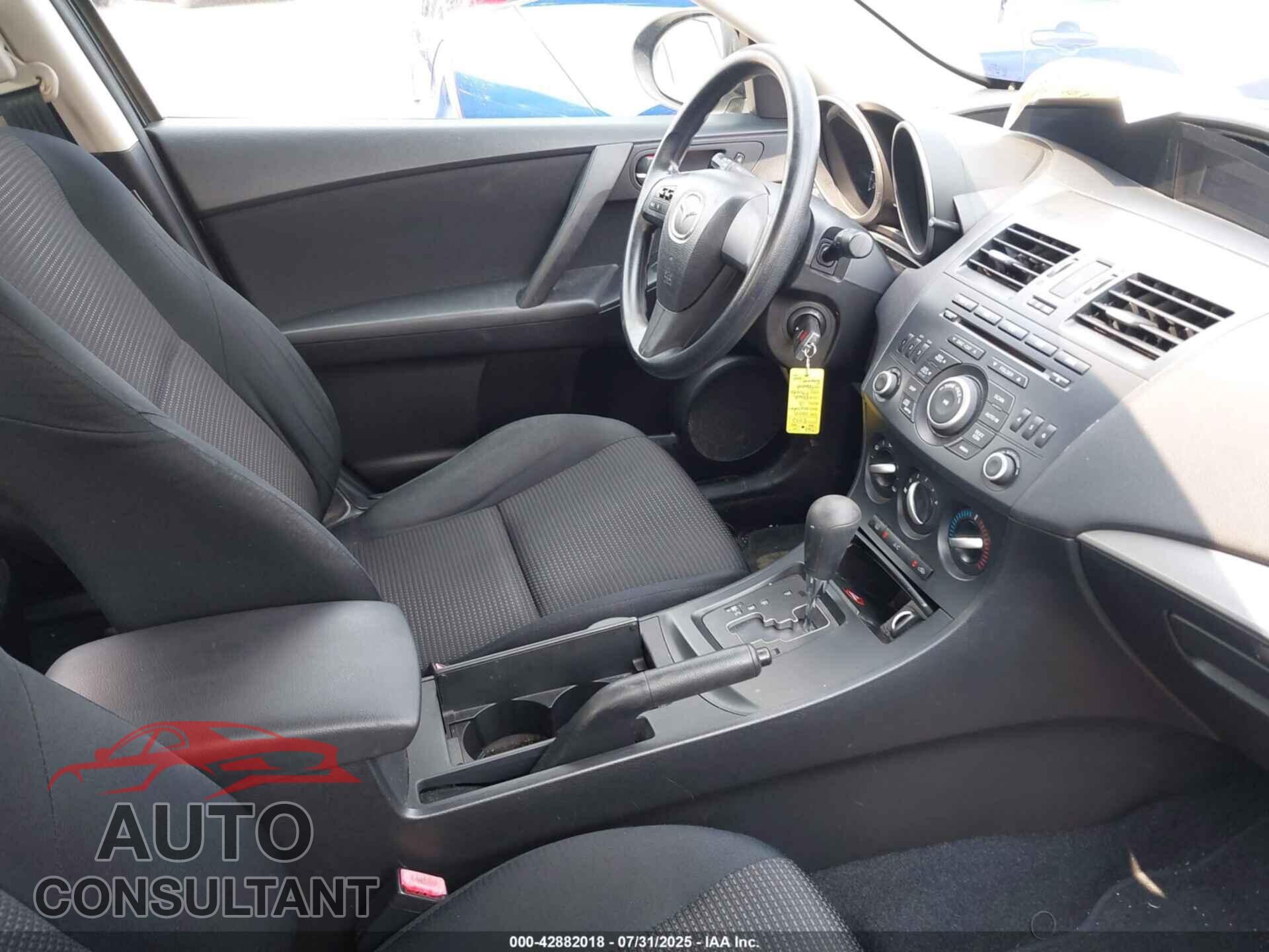 MAZDA MAZDA3 2012 - JM1BL1UG9C1518992