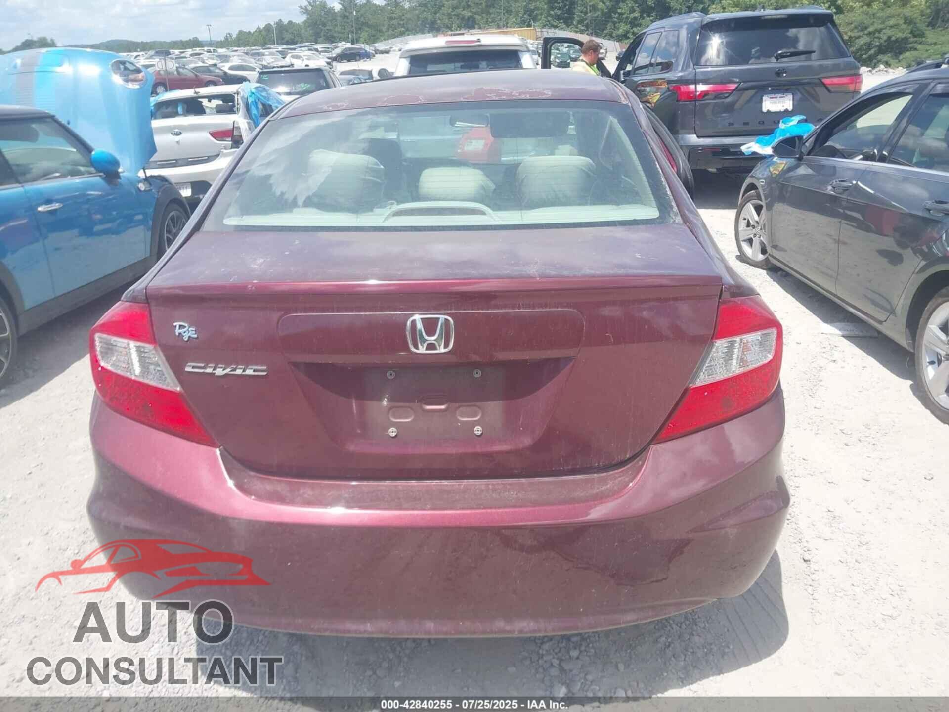 HONDA CIVIC 2012 - 2HGFB2F83CH572405