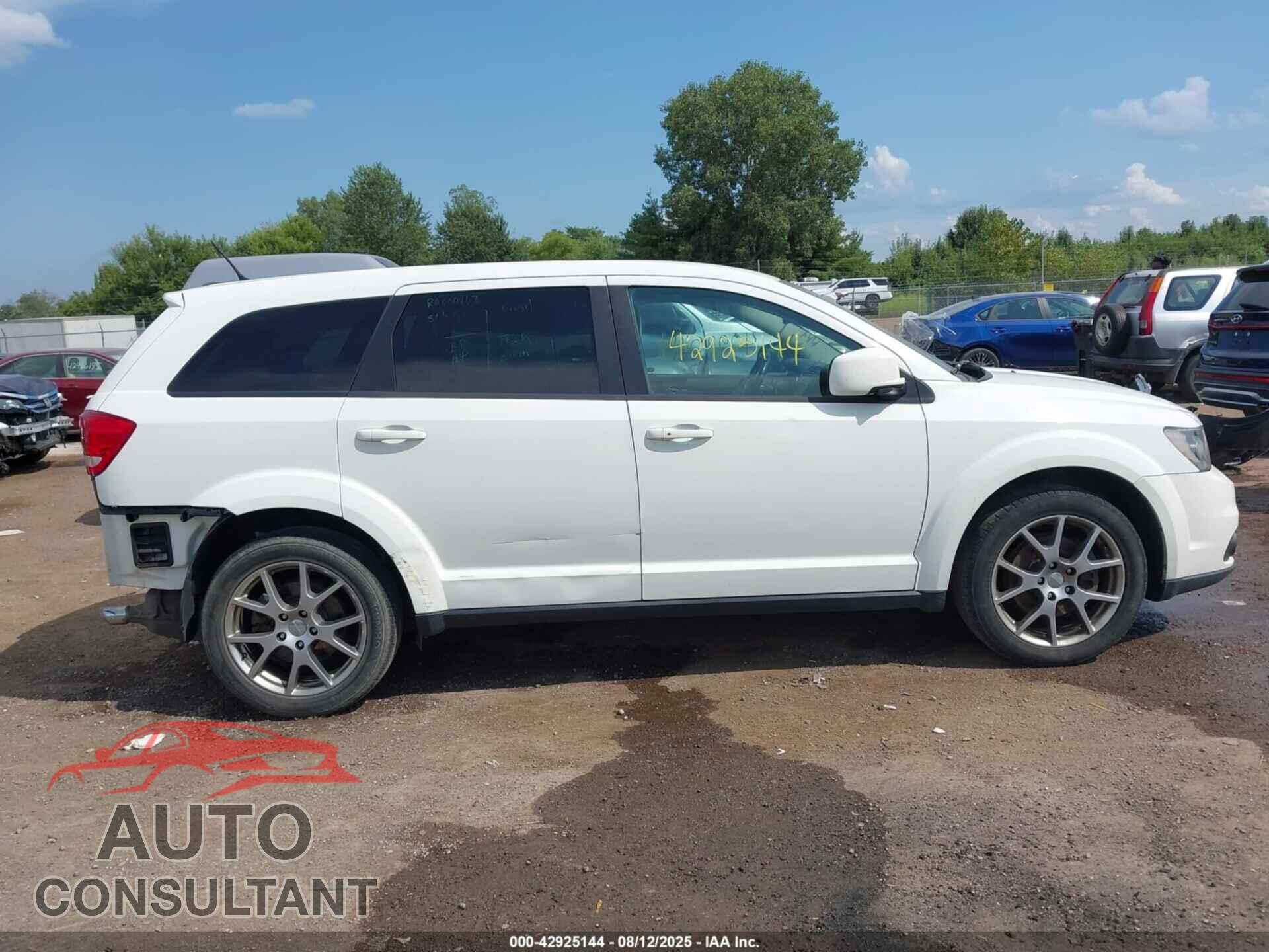 DODGE JOURNEY 2015 - 3C4PDCEG3FT577790