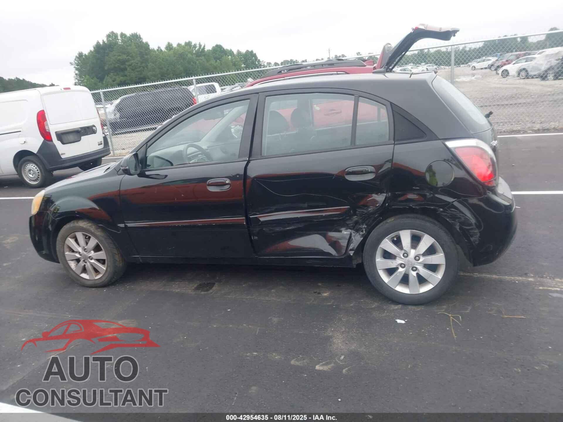 KIA RIO5 2011 - KNADH5A38B6768290