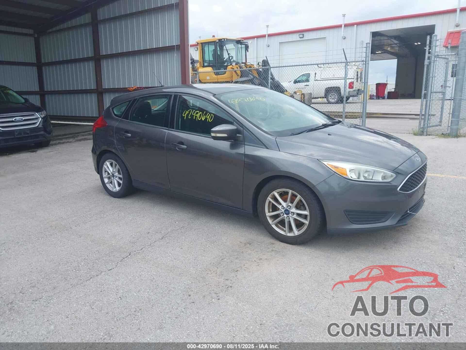 FORD FOCUS 2015 - 1FADP3K2XFL369832