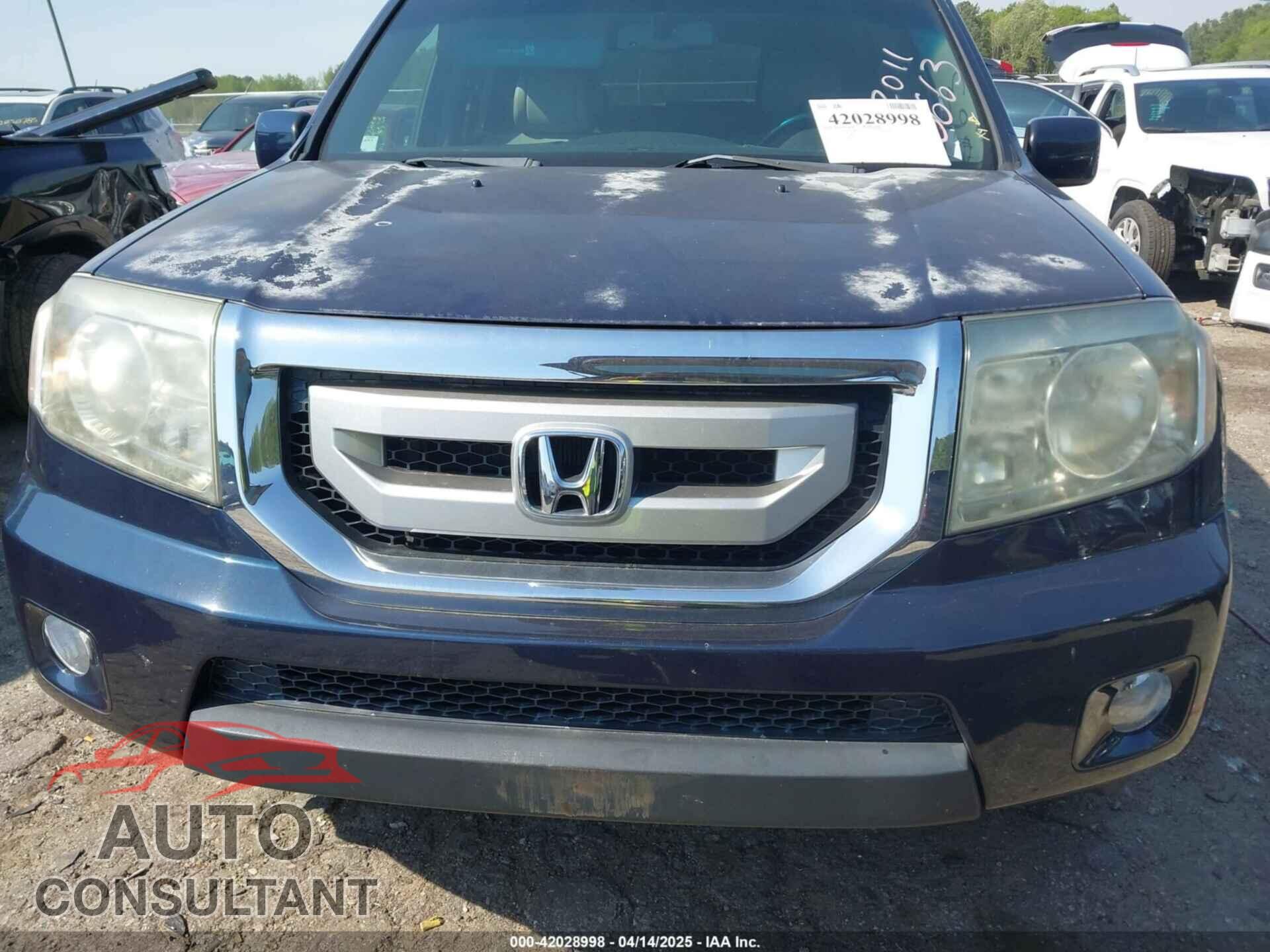 HONDA PILOT 2011 - 5FNYF4H53BB100669
