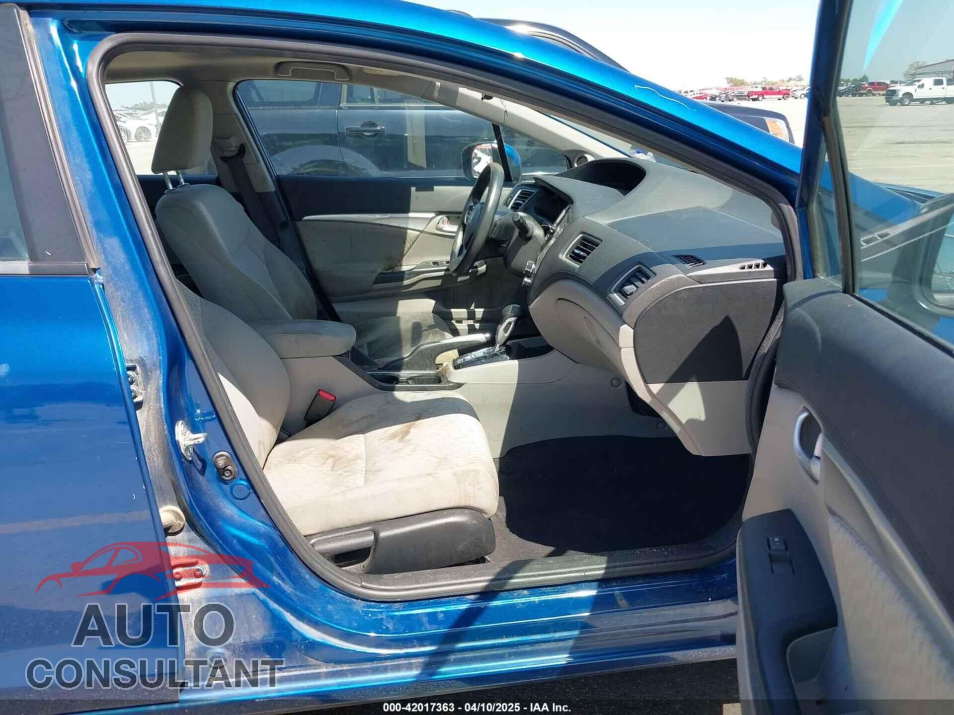HONDA CIVIC 2015 - 2HGFB2F81FH550665