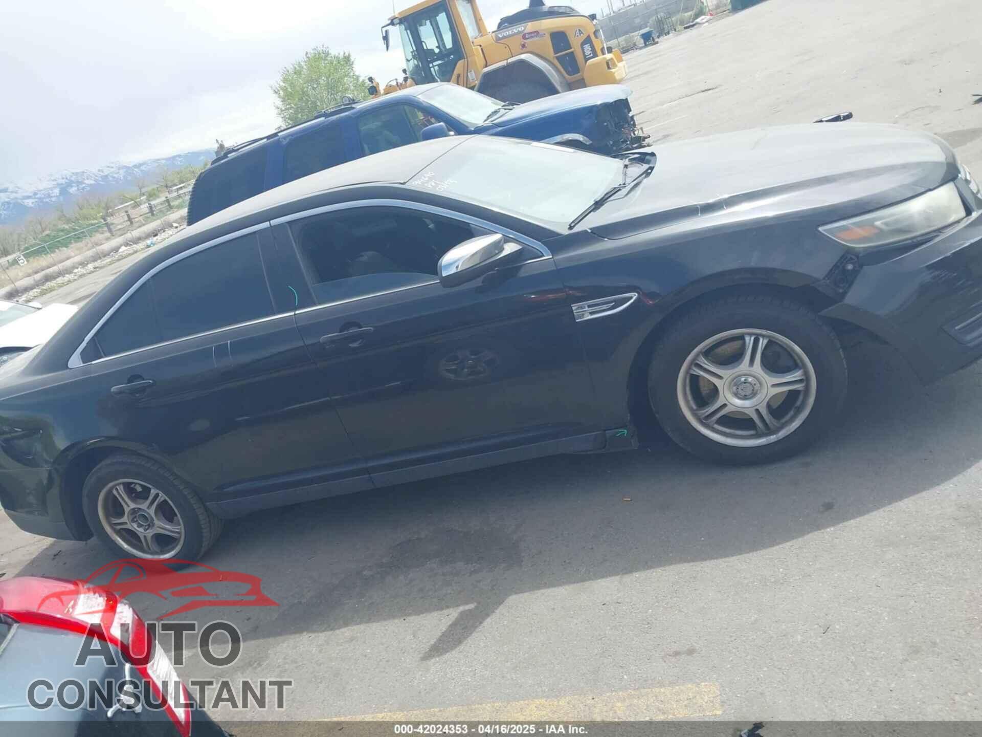 FORD TAURUS 2015 - 1FAHP2F85FG102651