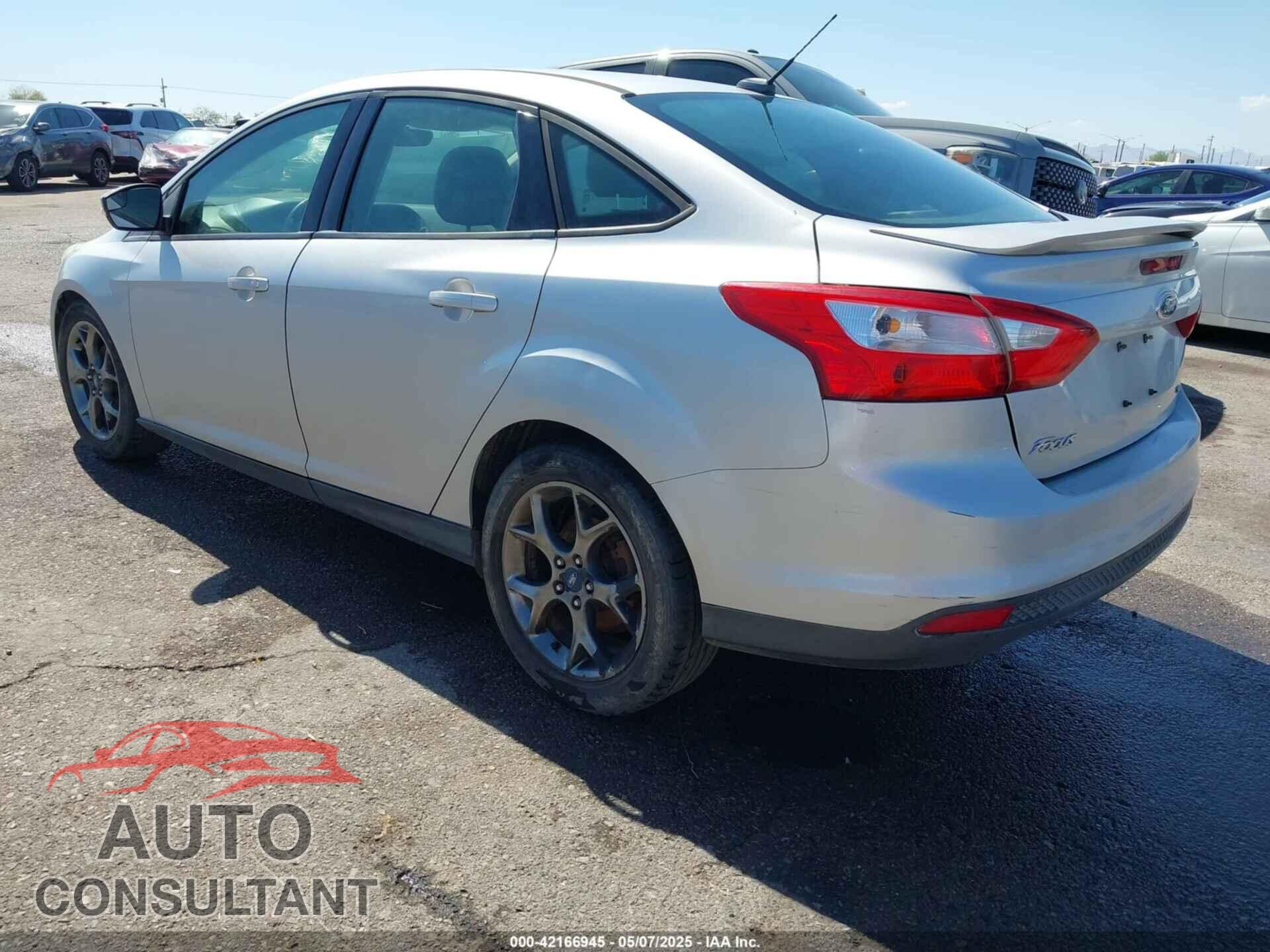 FORD FOCUS 2013 - 1FADP3F29DL158743
