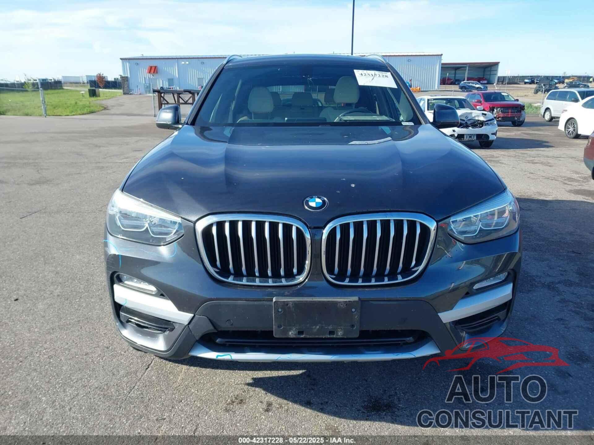 BMW X3 2018 - 5UXTR9C57JLD72211