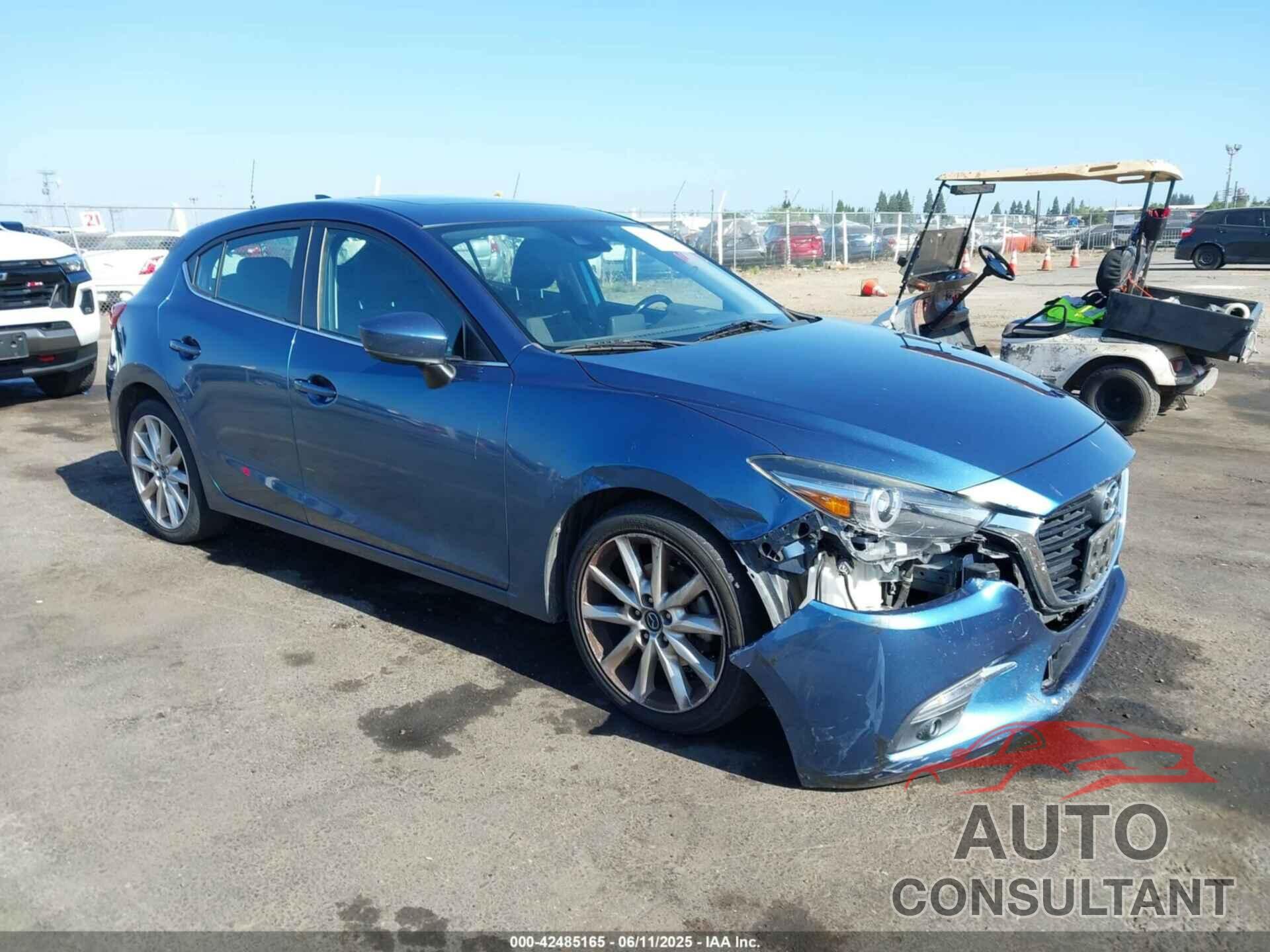 MAZDA MAZDA3 2017 - 3MZBN1M3XHM128675