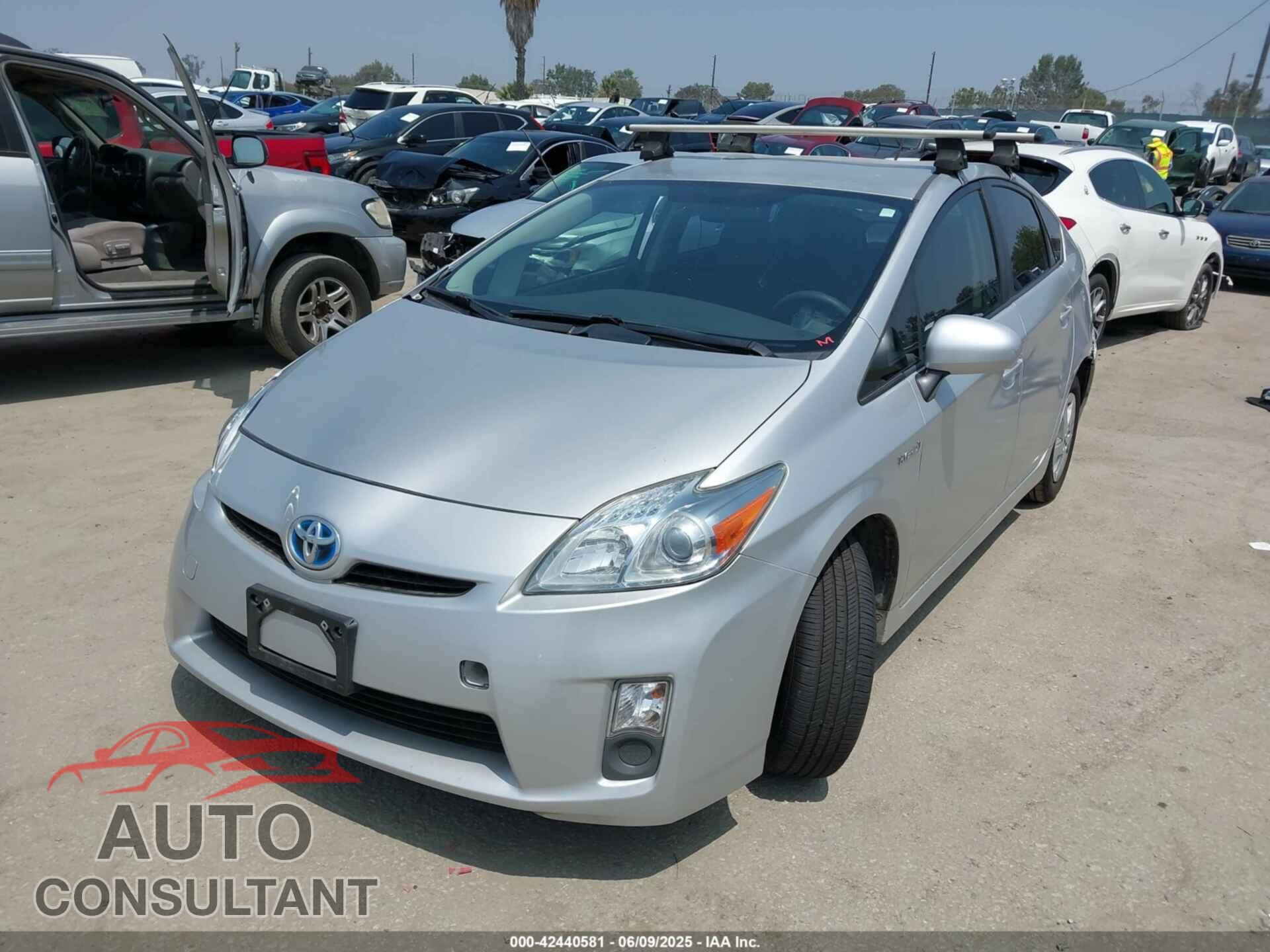 TOYOTA PRIUS 2011 - JTDKN3DU2B0282346