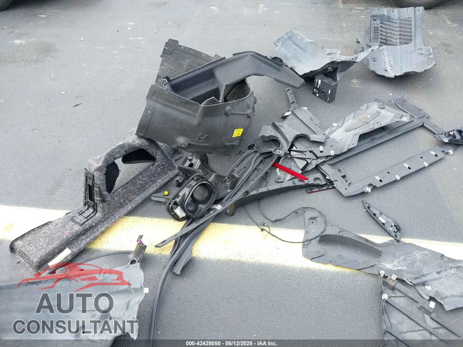 BMW M4 2024 - WBS33BA0XRCP56759