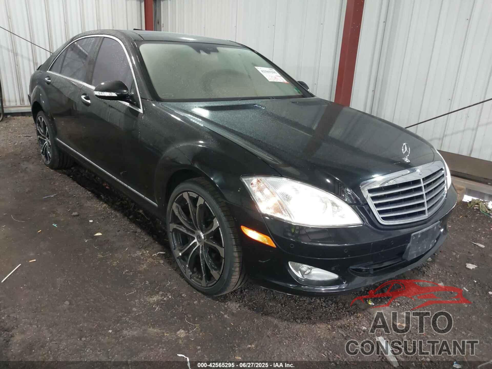 MERCEDES-BENZ S 550 2009 - WDDNG86X69A256757