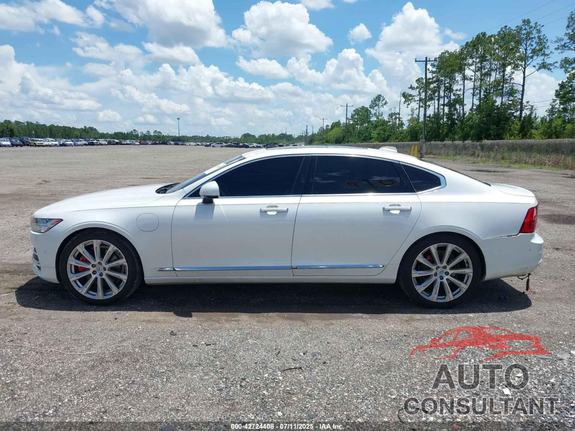 VOLVO S90 HYBRID 2018 - LVYBC0AL4JP032203